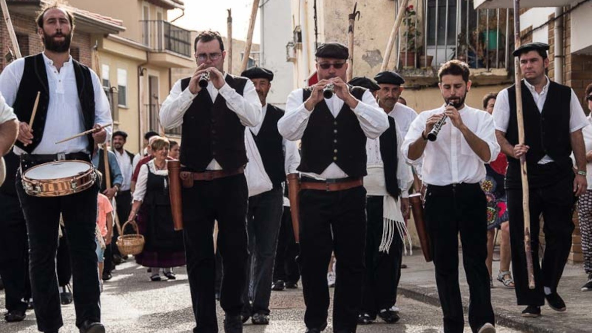 fiesta-ganchera-peralejos-truchas-4