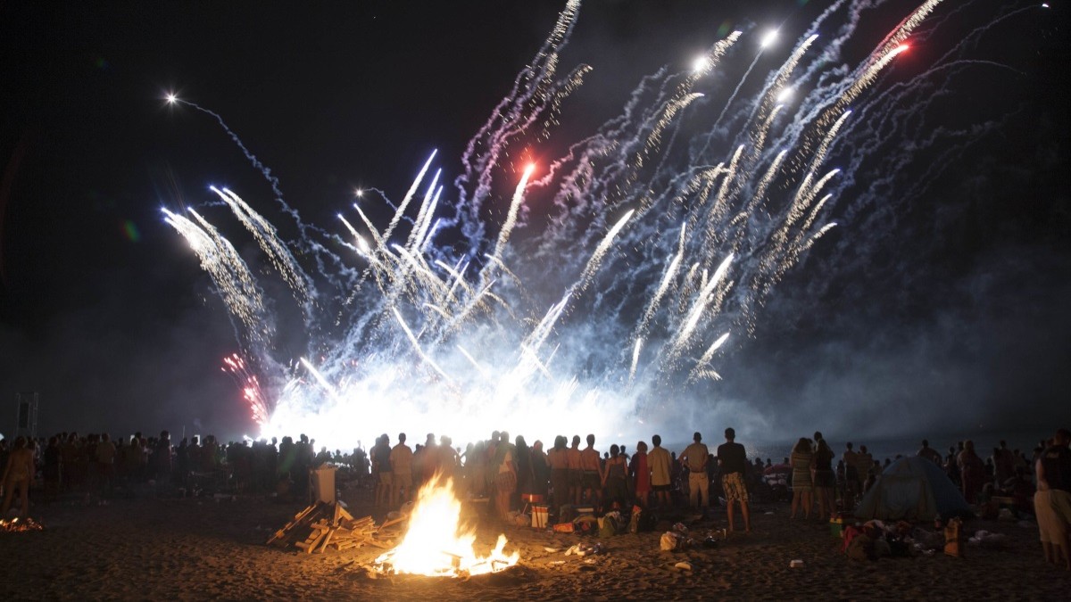 fiesta-noche-san-juan-adra-2