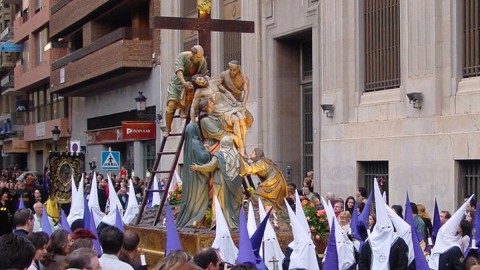 Paso del Descendimiento en la Semana Santa de la ciudad de Albacete