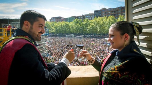 Con el Chupinazo y el brindis arrancan las Fiestas de San Mateo en Logroño