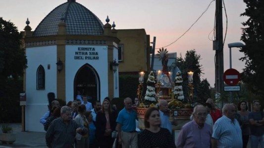 La imagen de la Virgen del Pilar llegando a su Capilla en Valencina de la Concepción