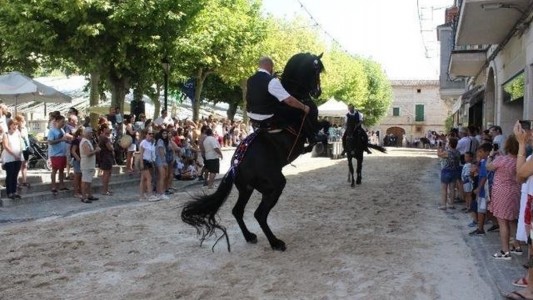 En las Fiestas de Sant Jaume, Binissalem vive sus tradiciones. Foto: mallorcaconfidencial.com