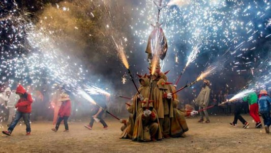 Los correfocs y diablos protagonistas en la Fiesta Mayor de Altafulla. Foto: Costa Dorada