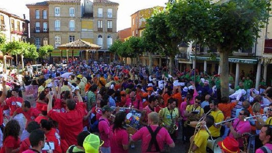 Chupinazo: comienzo oficial de las Fiestas de San Juan de Sahagún. Foto: elespanol.com